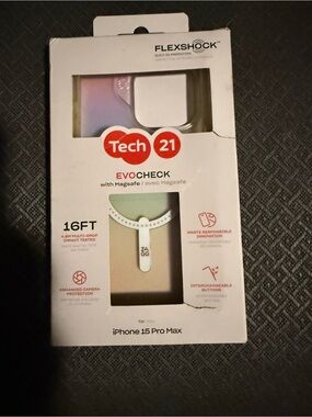 Tech21 EvoCheck MagSafe iPhone 15 Pro Max Case - Multicolor/Iridescent